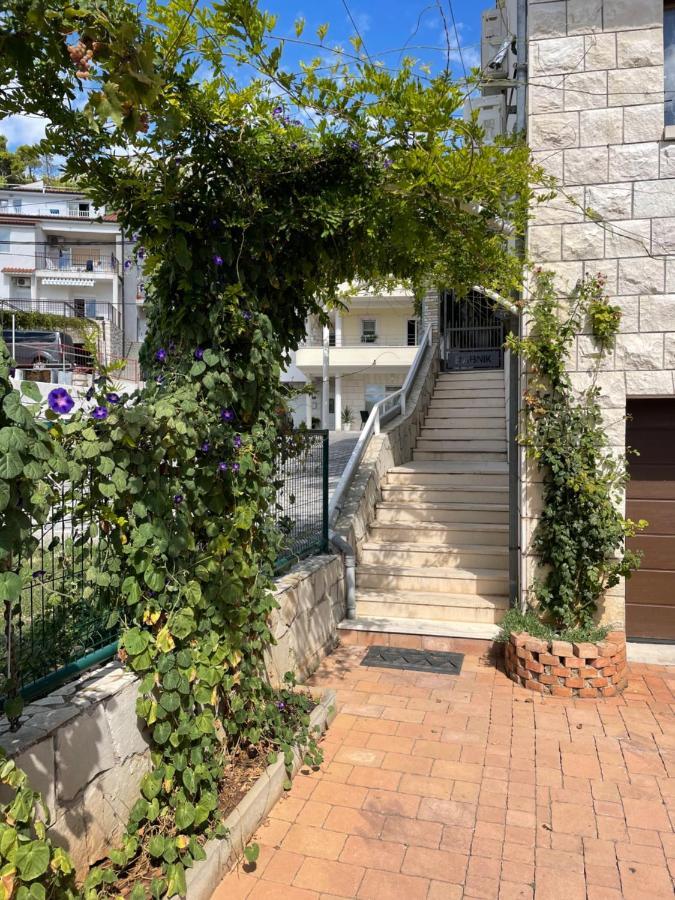 Angel Wing Apartmant Дуче Экстерьер фото